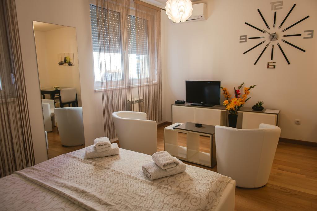 Maja Apartment Belgrad Exterior foto